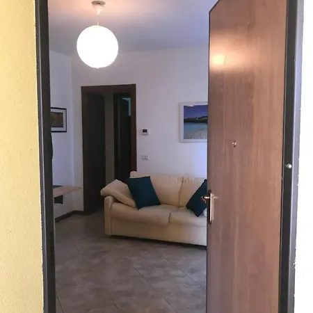 Apartment Il Gelsomino Di Via Leopardi Arona